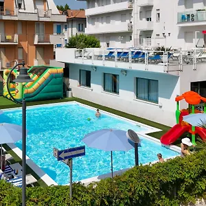 Nautilus Family Hotel